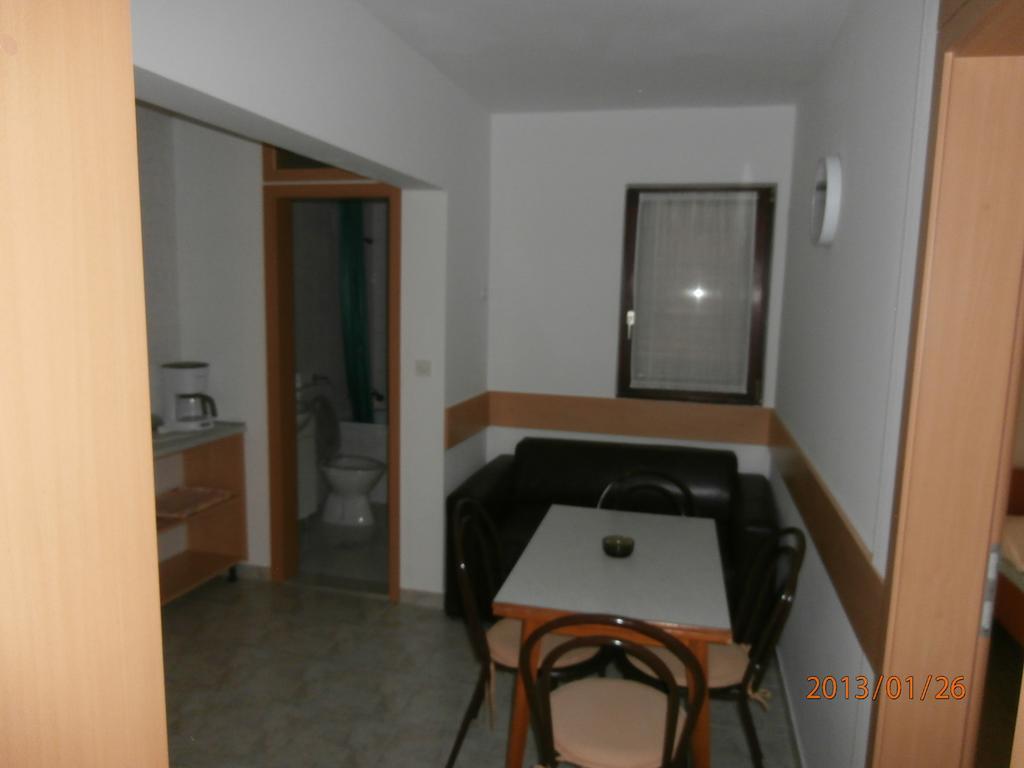 Apartments Meni ดราเก ห้อง รูปภาพ